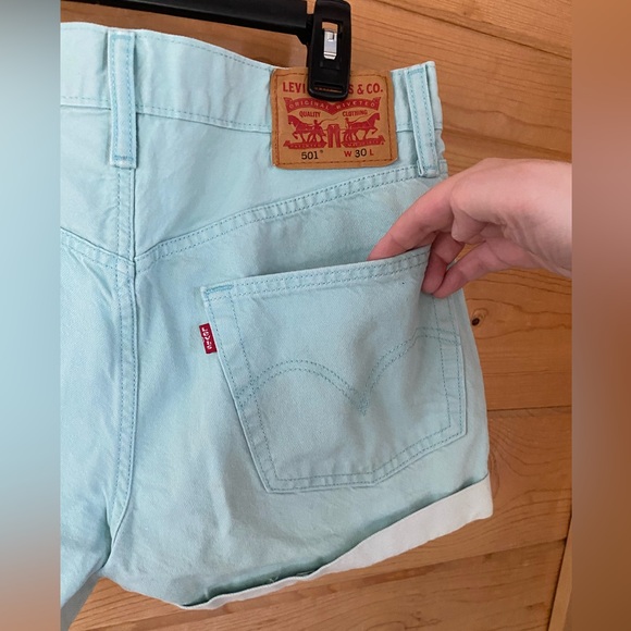 Levi's 501 sky blue denim button fly cutoff shorts size W30 - Picture 5 of 9